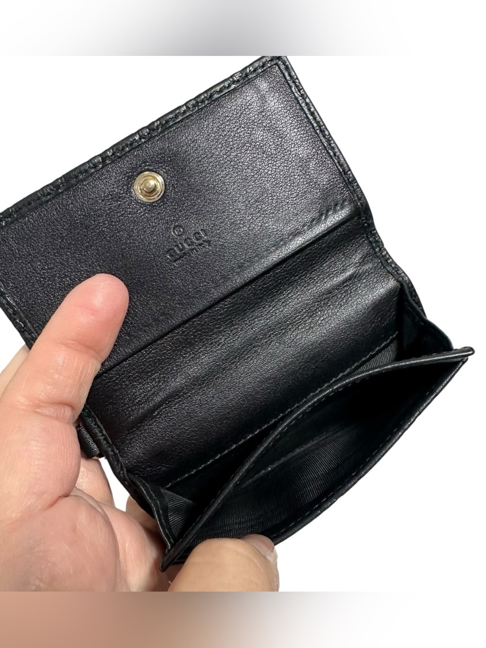 Gucci Black Microguccisima Embossed Monogram Leather & Gold GG Charm Card Holder - Picture 6 of 12